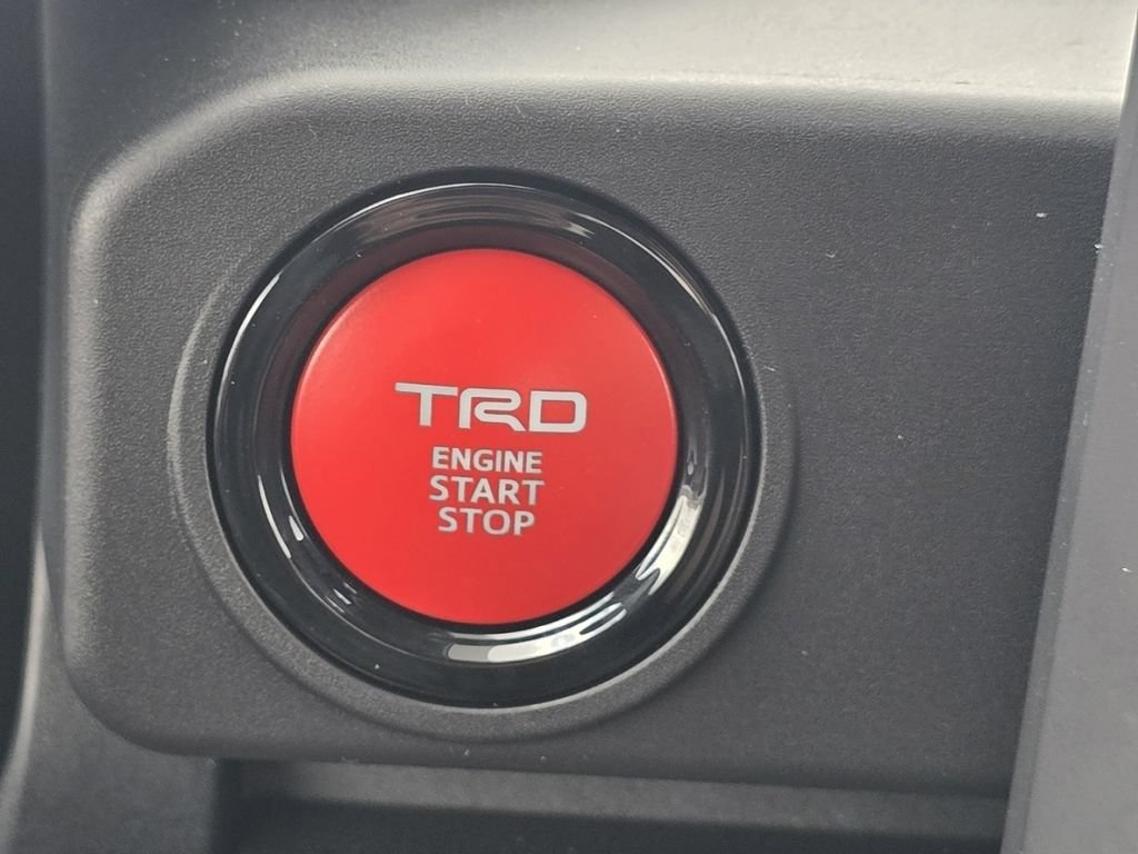 New 2026 Toyota Tacoma TRD Off-Road AWD/4WD image 31
