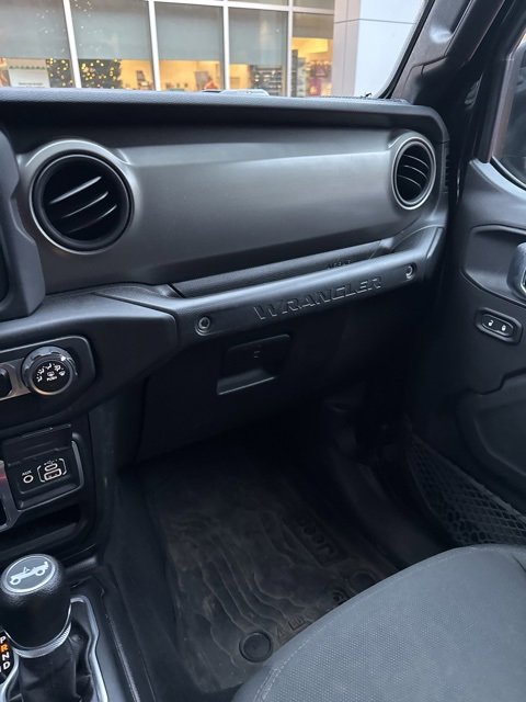 Used 2018 Jeep Wrangler Unlimited Sport S image 17