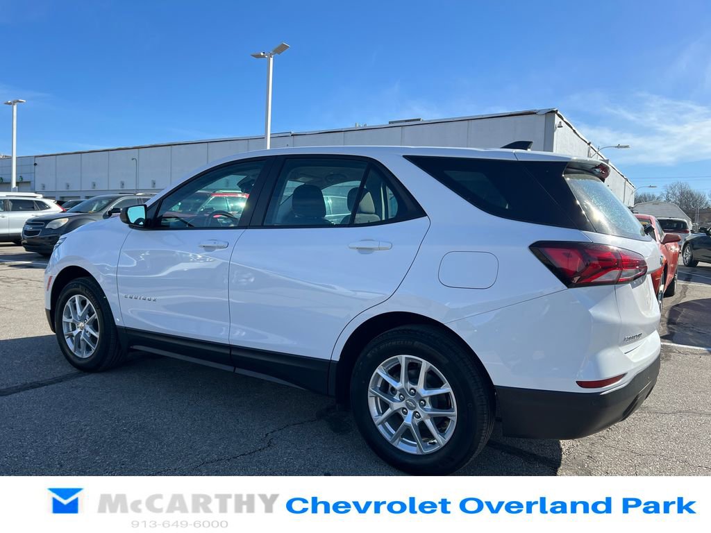 Used 2024 Chevrolet Equinox LS image 5