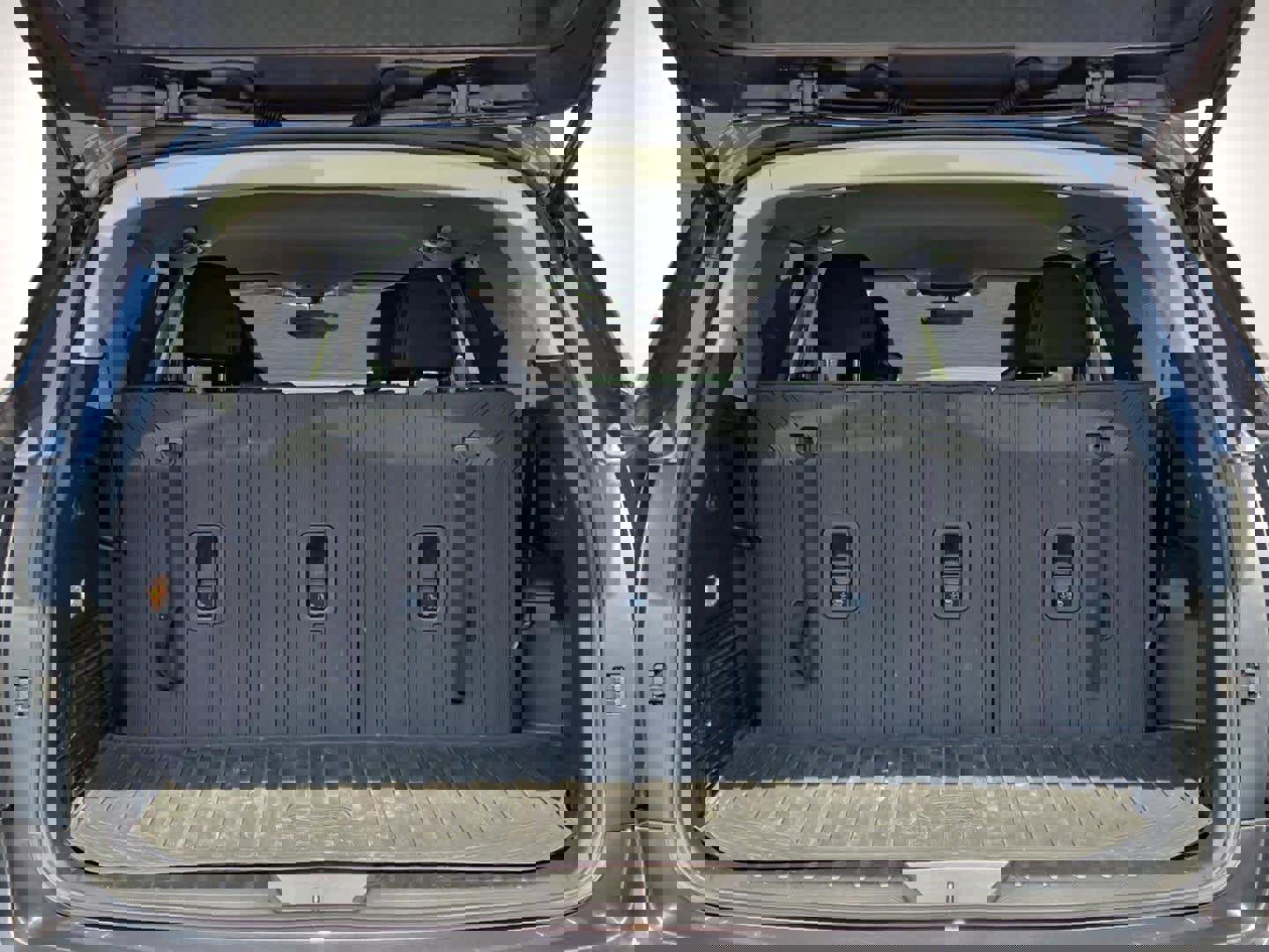 Used 2022 Subaru Ascent Limited image 14