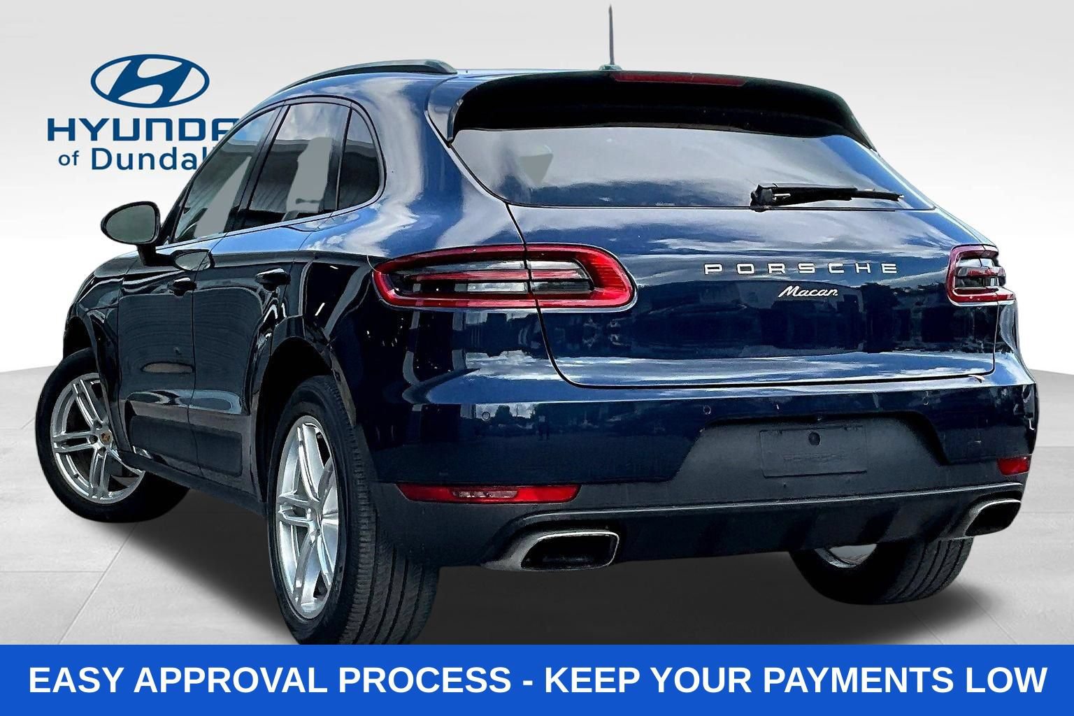 Used 2017 Porsche Macan AWD/4WD image 5