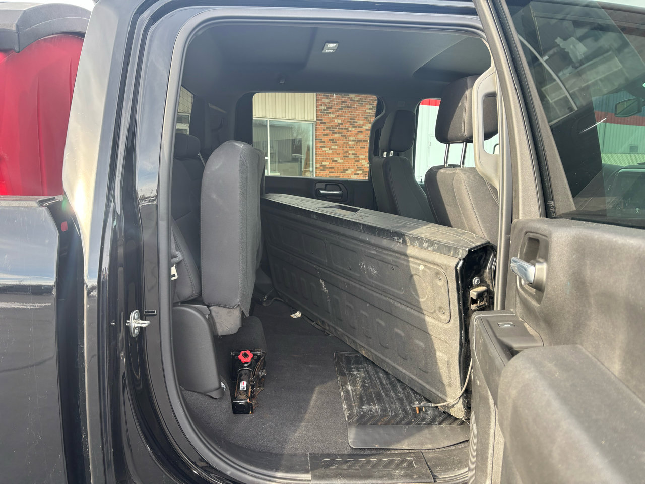 Used 2020 Chevrolet Silverado 2500 Custom w/ Custom Value Package image 11