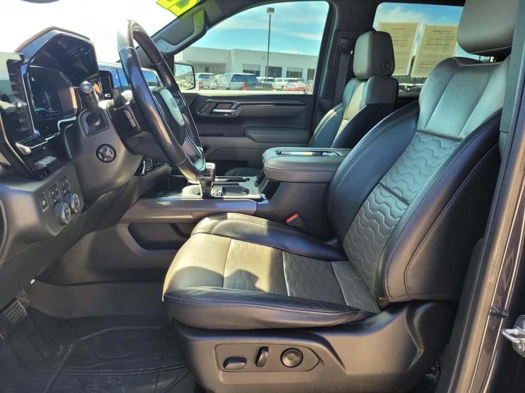 Used 2022 Chevrolet Silverado 1500 ZR2 w/ Technology Package AWD/4WD image 14