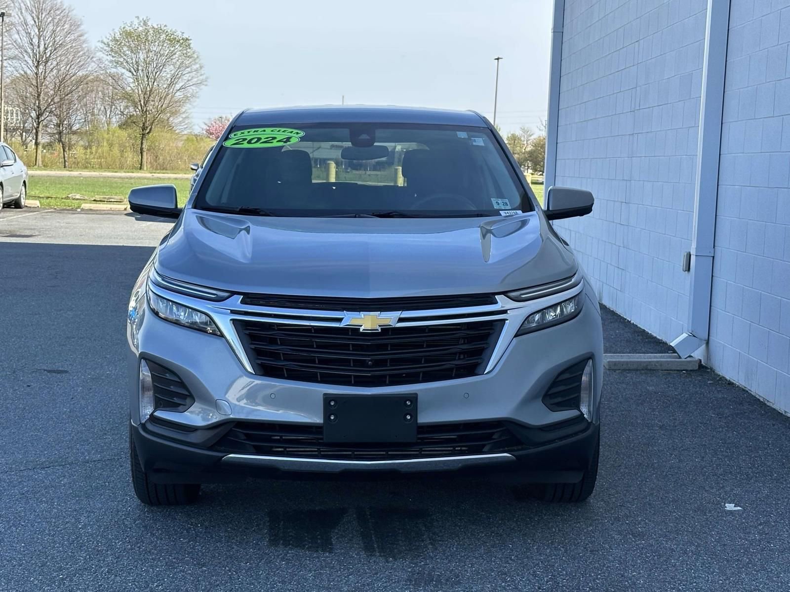 Used 2024 Chevrolet Equinox LT image 9
