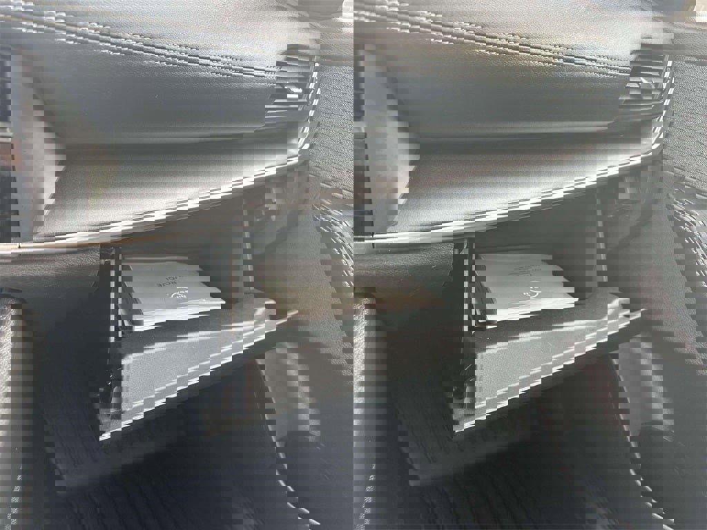 Certified 2023 Nissan Rogue SV image 33