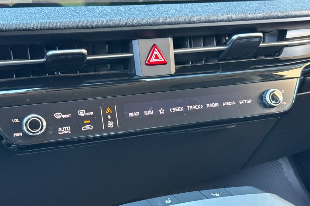 Certified 2023 Kia EV6 Light RWD image 27