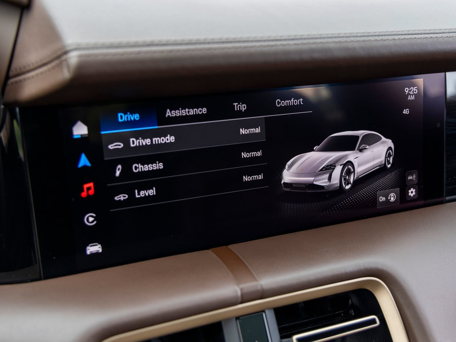 Certified 2025 Porsche Taycan AWD/4WD image 44