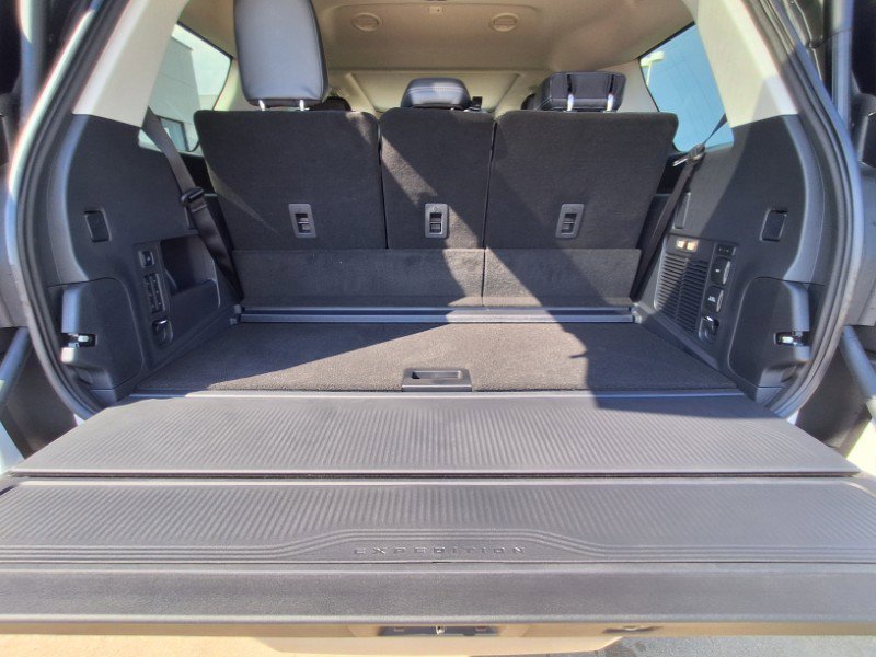 New 2025 Ford Expedition Platinum image 29