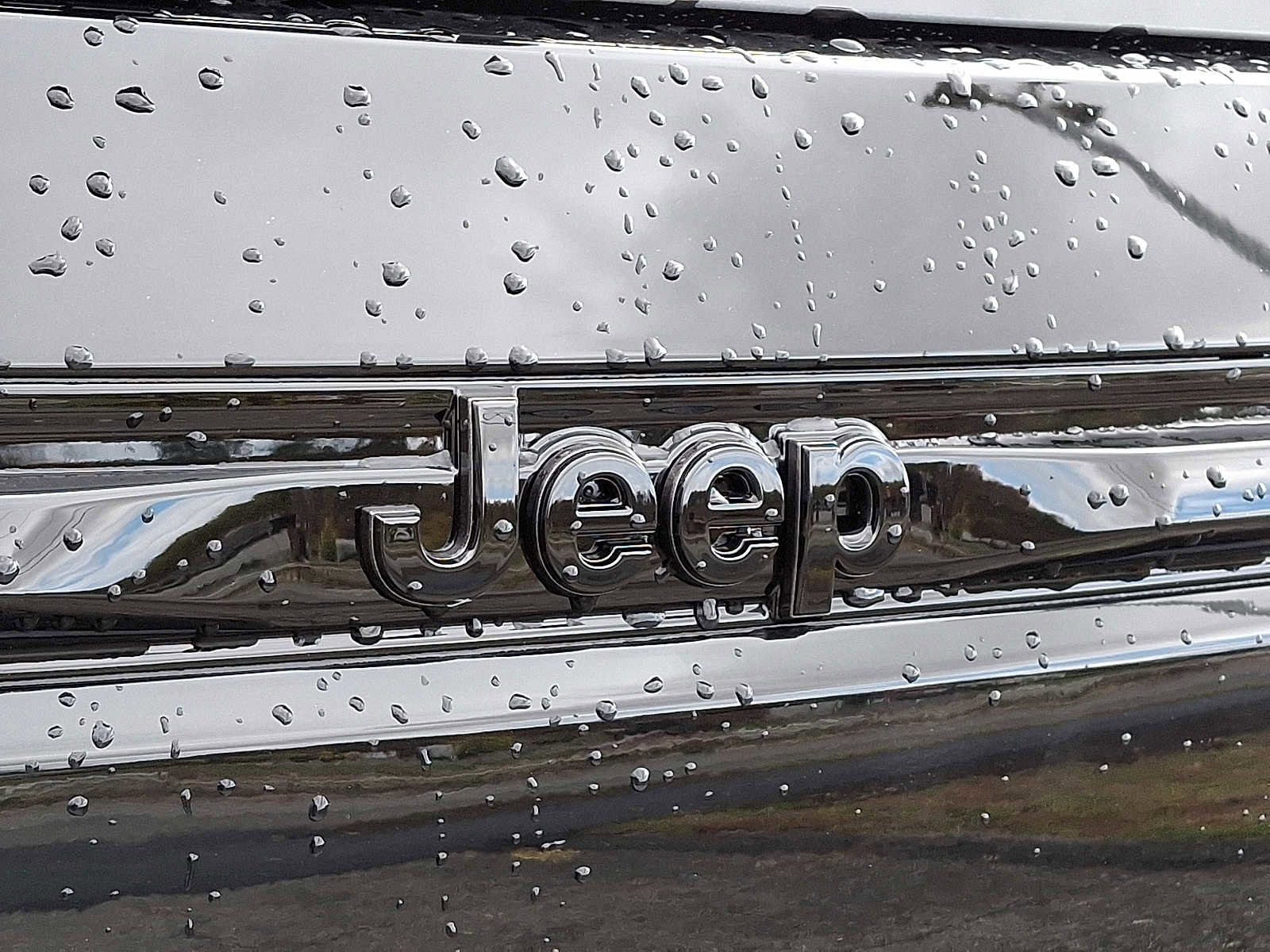 New 2025 Jeep Grand Cherokee Altitude image 19