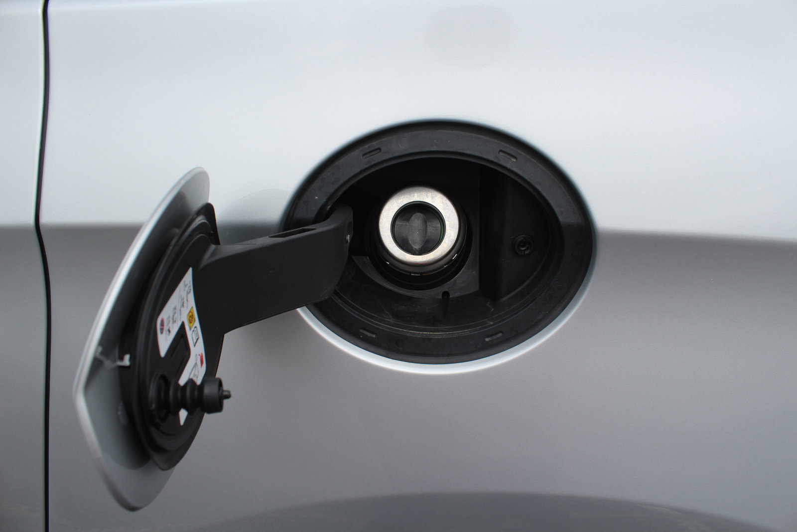 Used 2024 Chrysler Pacifica Select image 23