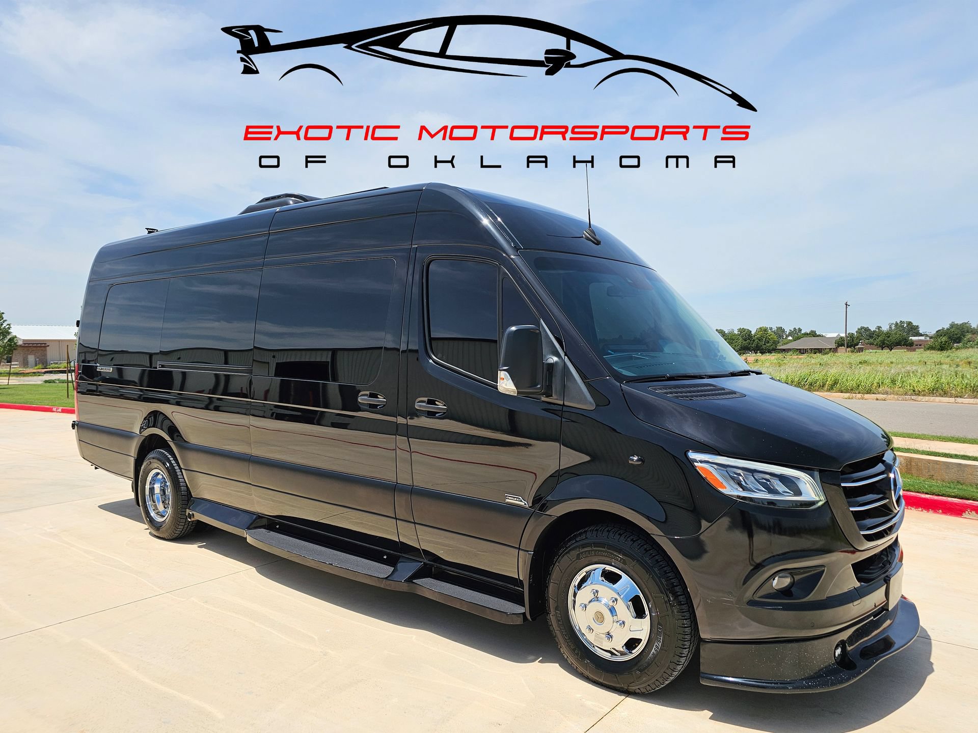 Used 2019 Mercedes-Benz Sprinter 3500 image 1