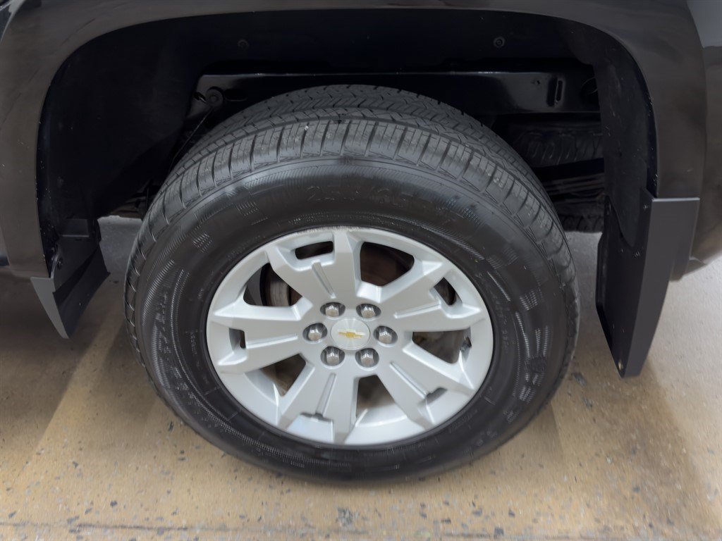 Used 2015 Chevrolet Colorado LT w/ Luxury Package AWD/4WD image 9