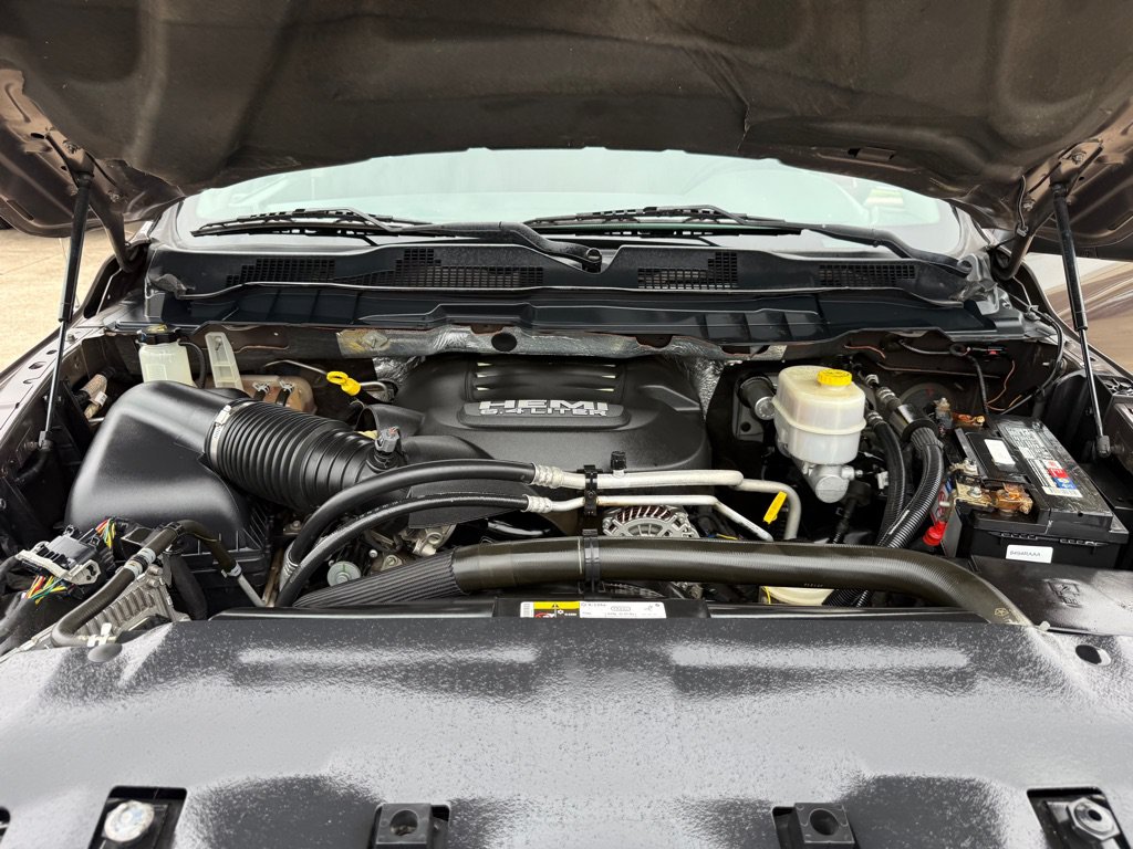 Used 2018 RAM 2500 Tradesman w/ Chrome Appearance Group AWD/4WD image 39