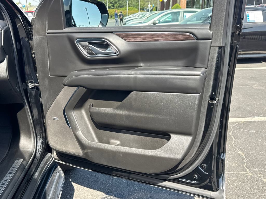 Used 2024 Chevrolet Tahoe LT AWD/4WD image 15