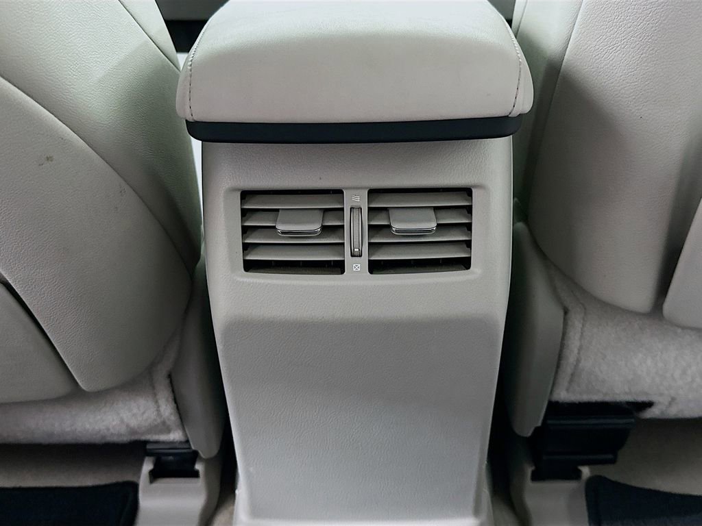 Used 2011 Lexus RX 350 AWD w/ Premium Pkg image 30