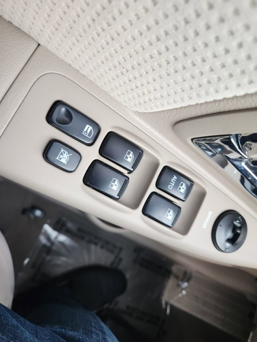 Used 2007 Kia Spectra EX image 17