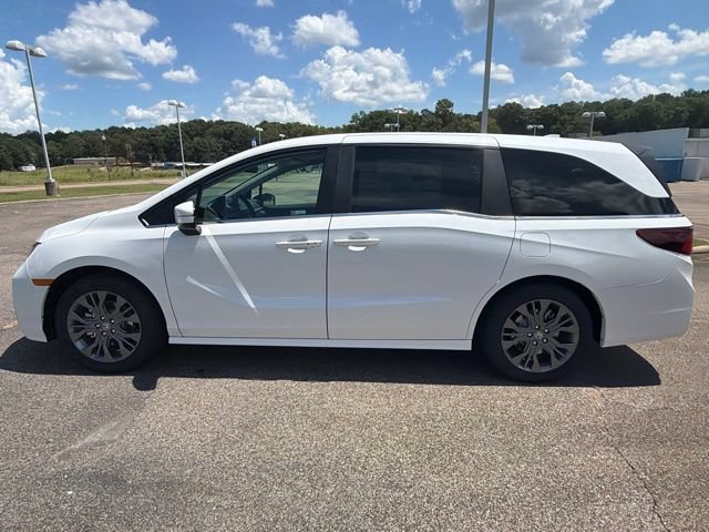 New 2026 Honda Odyssey Touring image 9