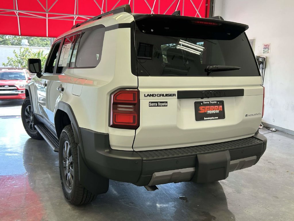 Used 2027 Toyota Land Cruiser w/ Premium Package AWD/4WD image 5