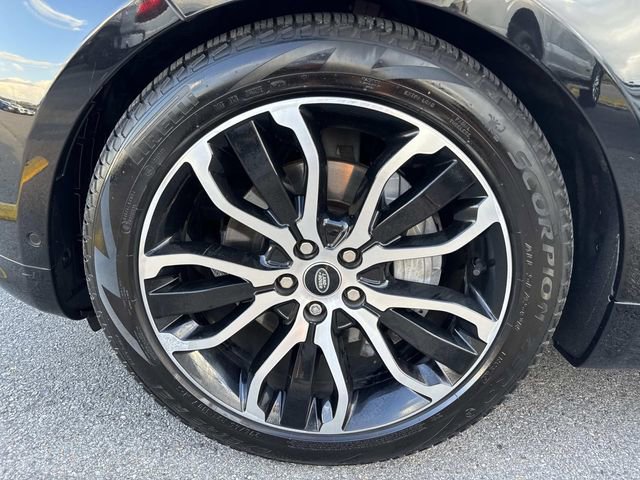 Used 2022 Land Rover Range Rover Sport HSE Silver Edition image 9