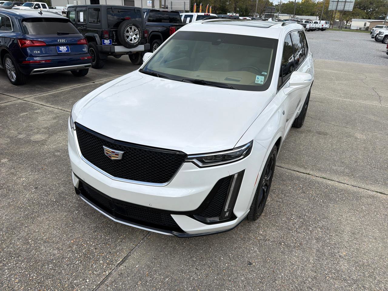 Used 2020 Cadillac XT6 Sport w/ Platinum Package AWD/4WD image 12