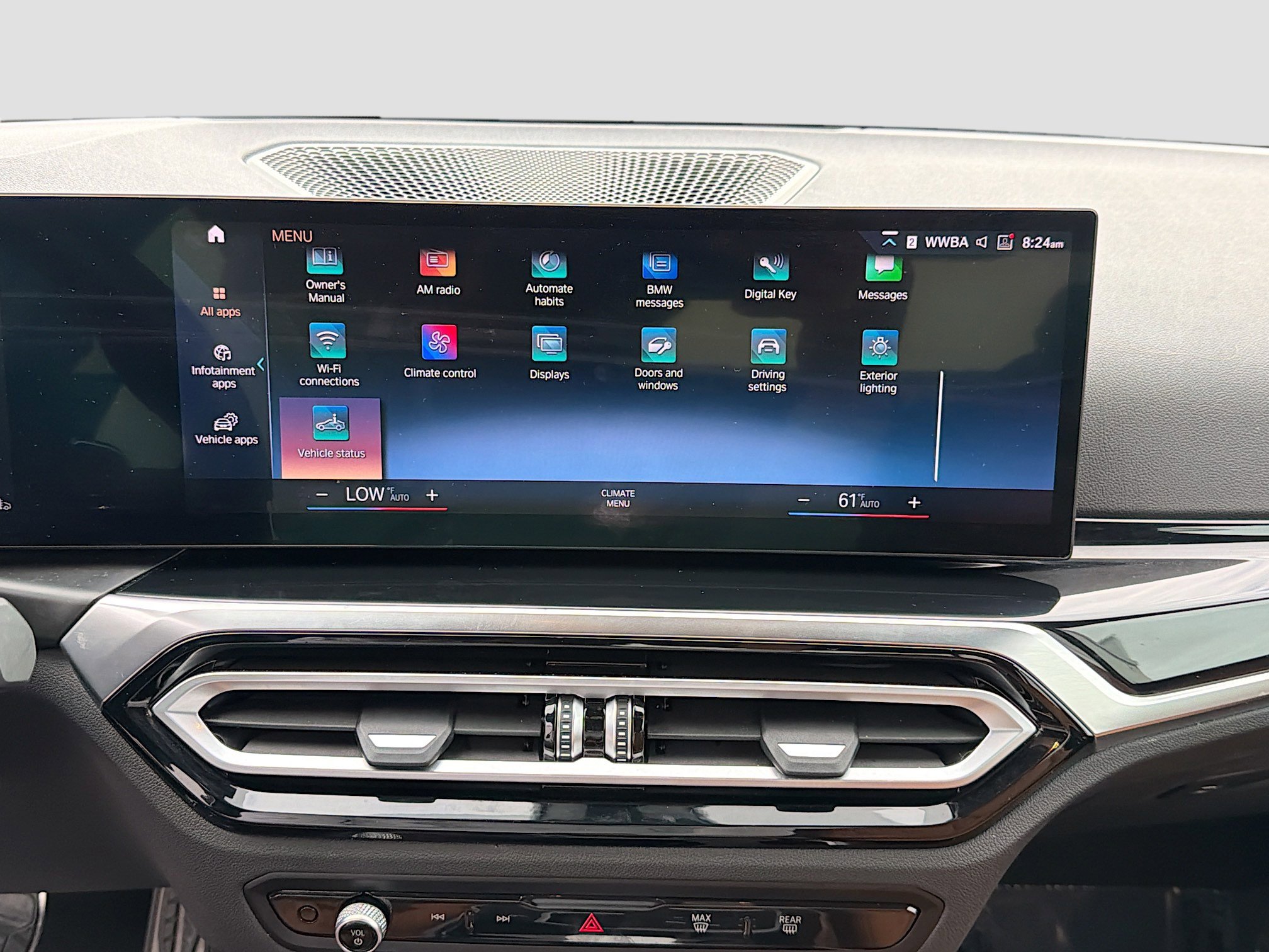 Used 2024 BMW 230i Coupe w/ M Sport Package RWD image 28
