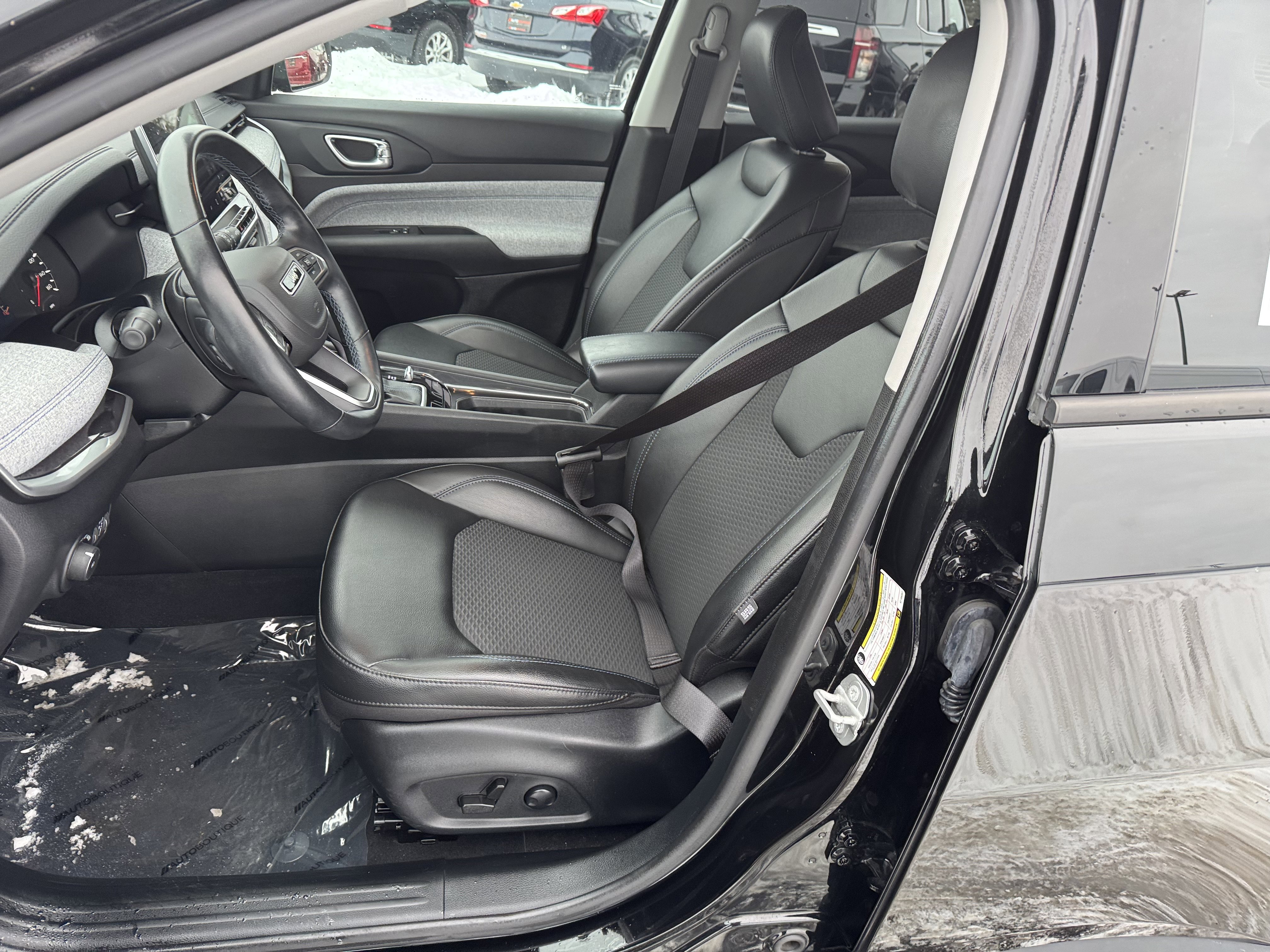 Used 2022 Jeep Compass Latitude w/ Convenience Group image 24