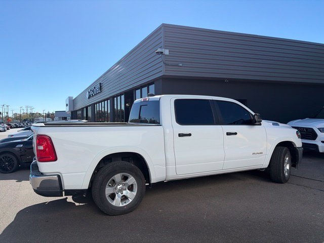 Used 2025 RAM 1500 Big Horn AWD/4WD image 3