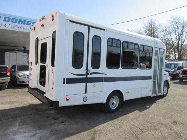 Used 2017 Ford E-350 and Econoline 350 Super Duty w/ Shuttle Bus Prep Package RWD image 4