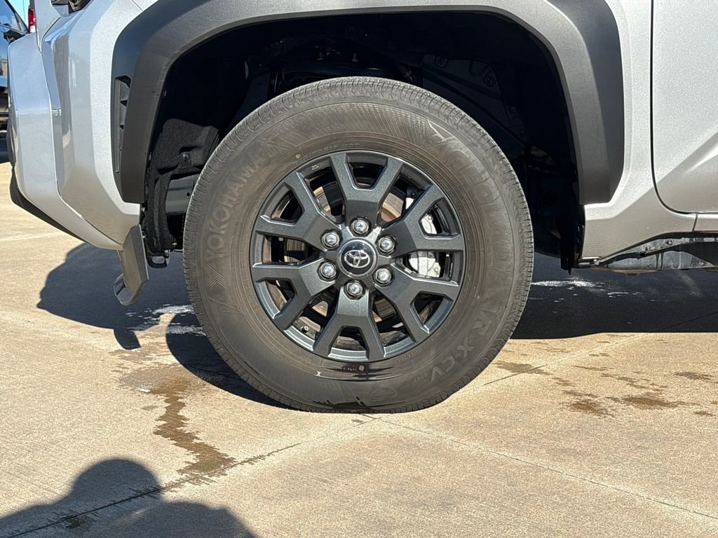 Used 2025 Toyota 4Runner SR5 image 31