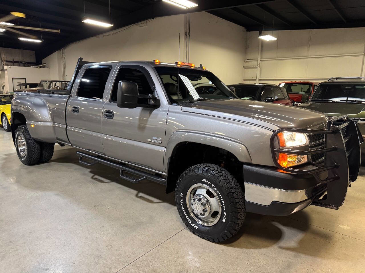 Used 2006 Chevrolet Silverado 3500 LT w/ Heavy-Duty Power Package