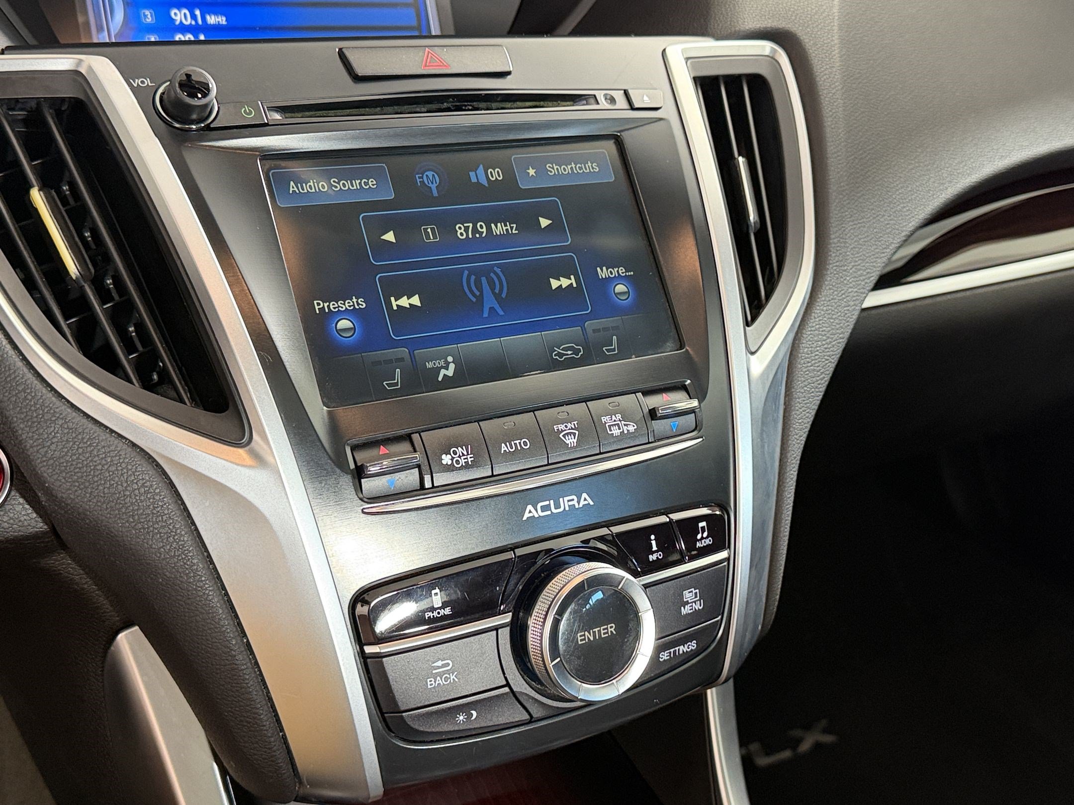 Used 2016 Acura TLX FWD image 19