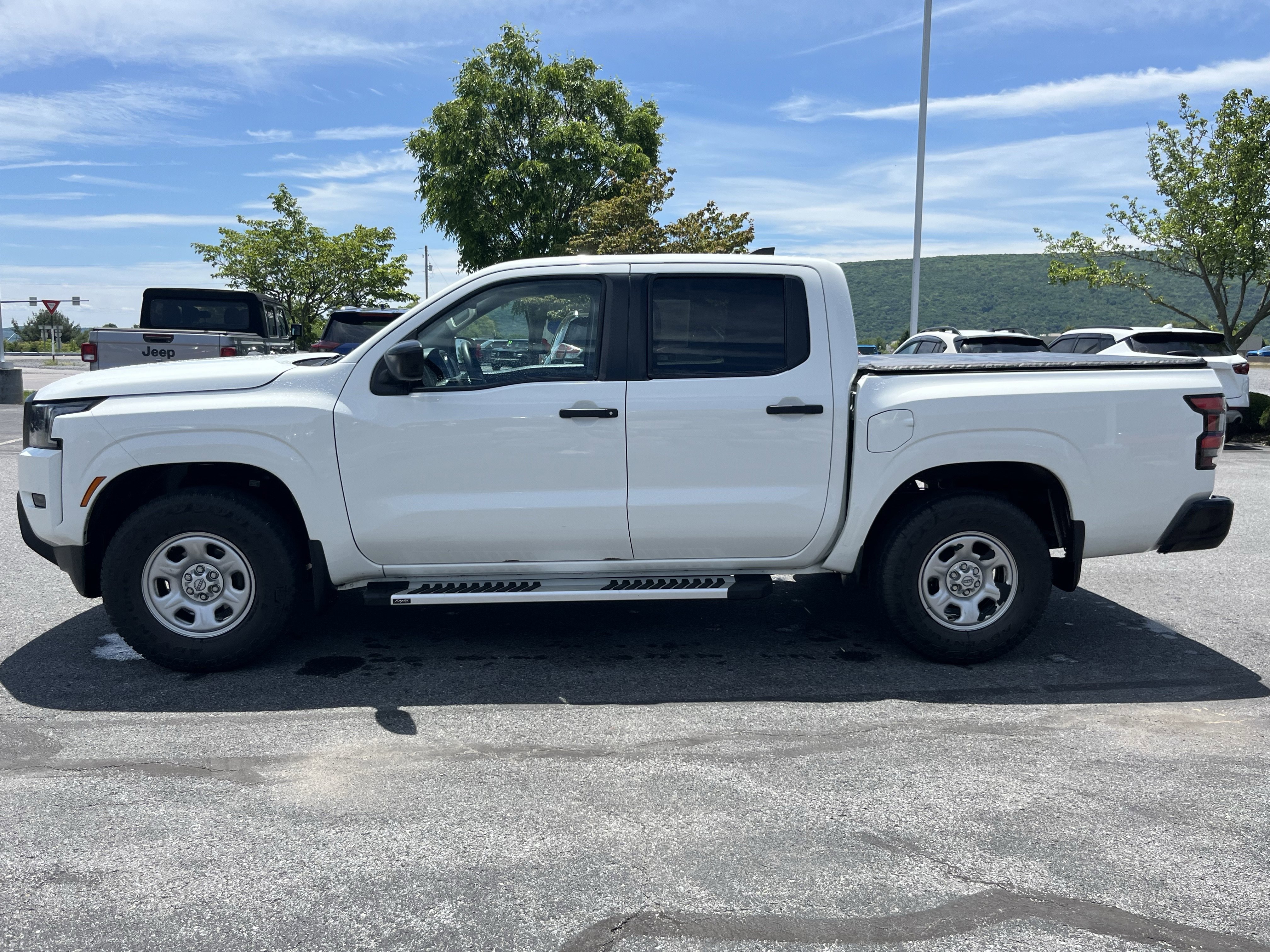 Used 2022 Nissan Frontier S w/ Technology Package AWD/4WD image 8