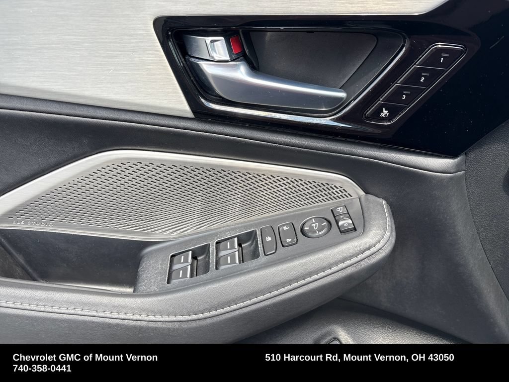 Used 2024 Acura MDX SH-AWD w/ Technology Package image 13