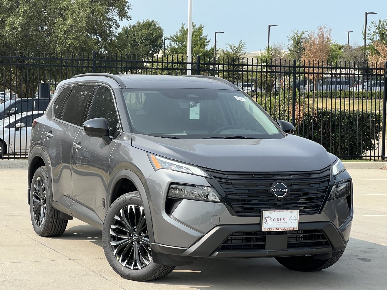 New 2026 Nissan Rogue Dark Armor AWD/4WD image 2