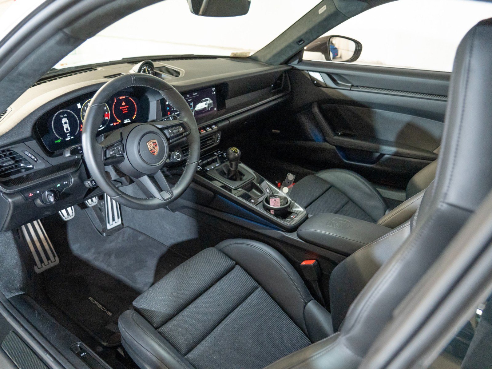 Certified 2026 Porsche 911 GT3 RWD image 4