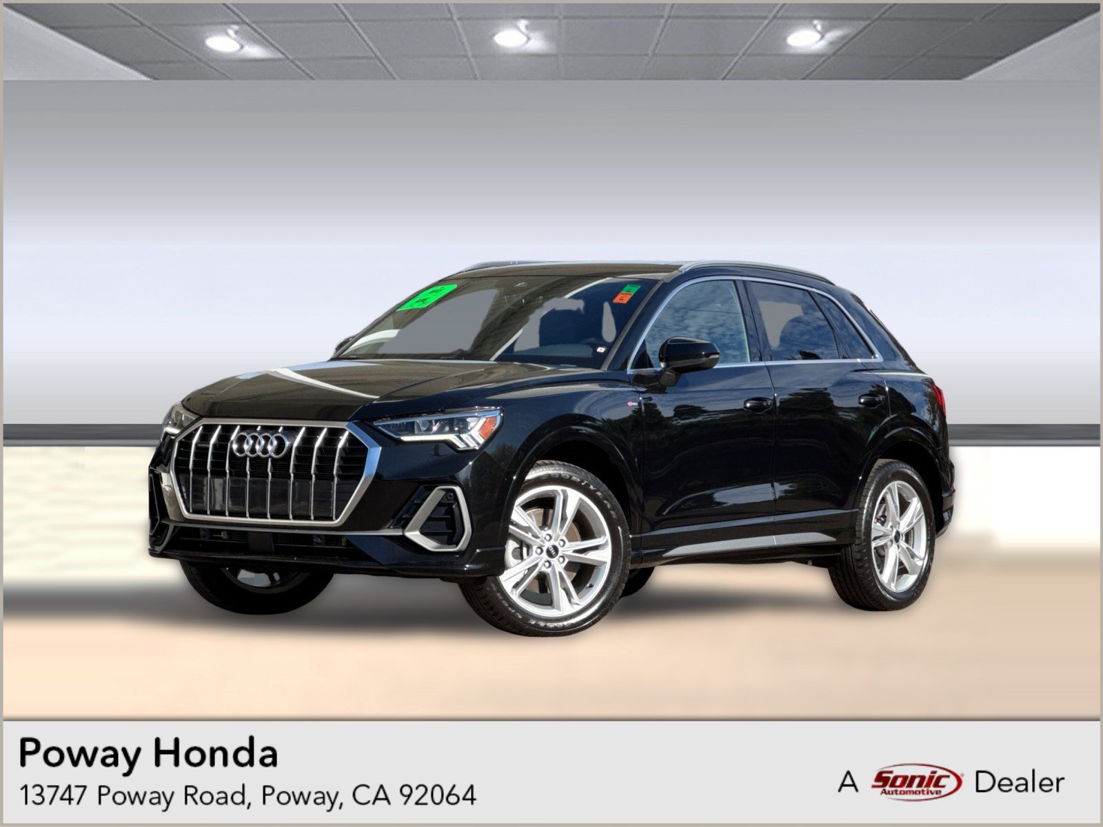Used 2023 Audi Q3 2.0T Premium w/ Convenience Package AWD/4WD image 1