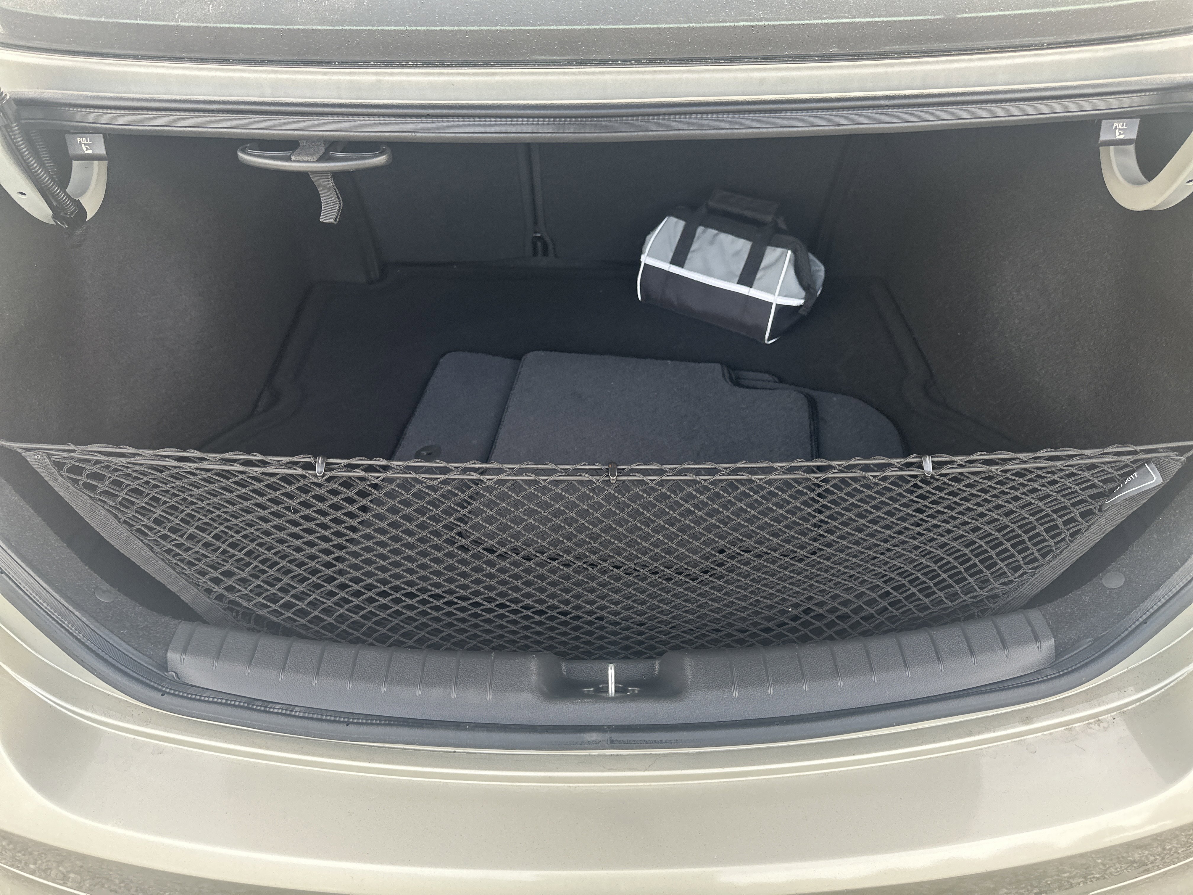 Used 2018 Hyundai Elantra SEL w/ Cargo Package image 18