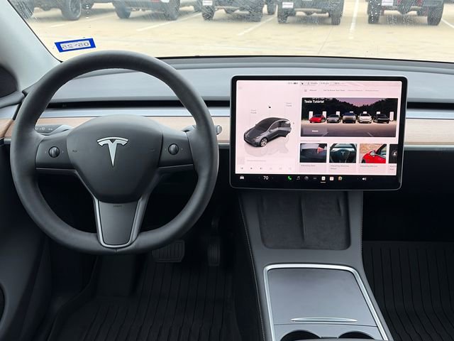 Used 2023 Tesla Model Y Long Range image 13