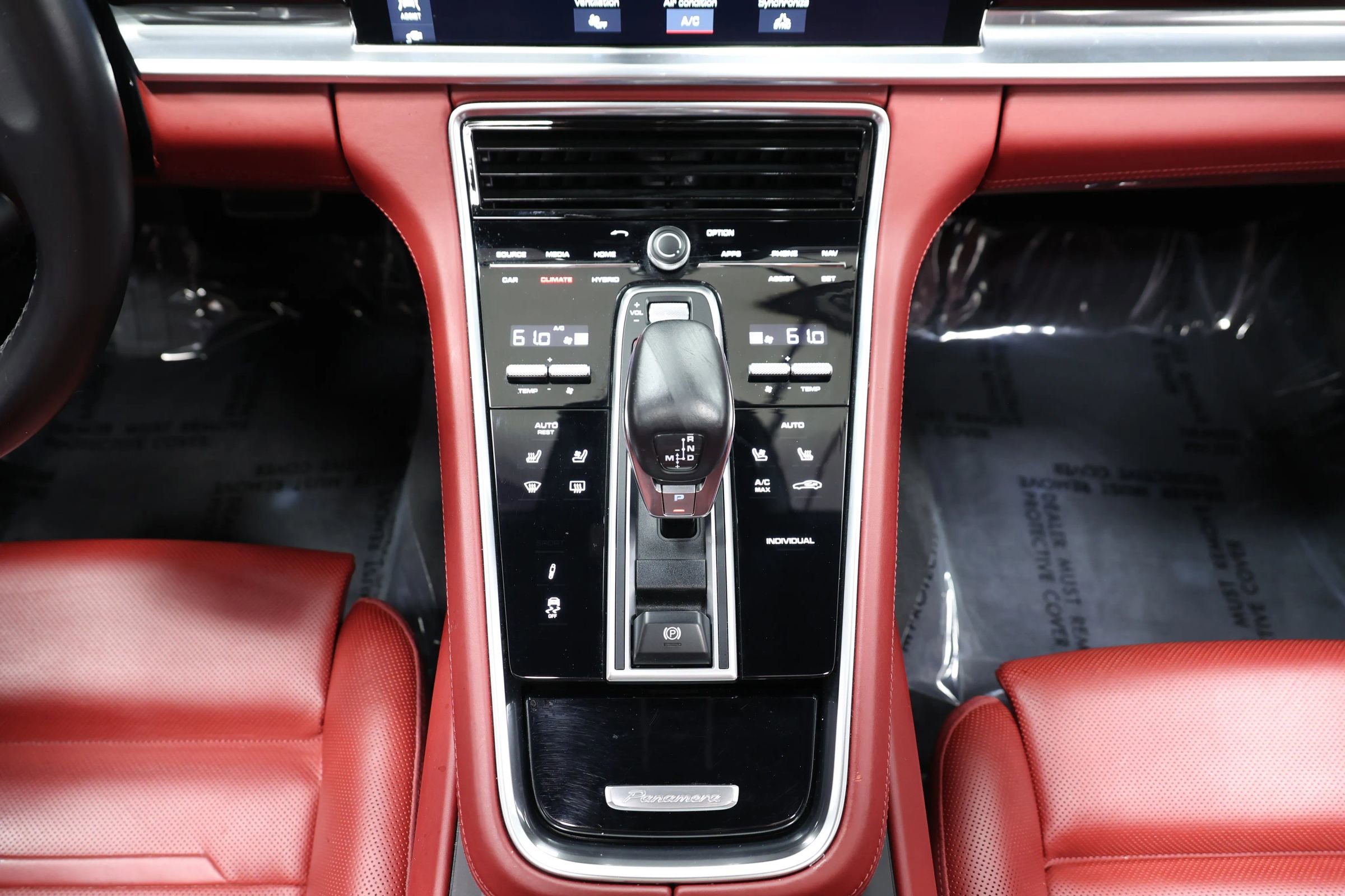 Used 2019 Porsche Panamera 4 AWD/4WD image 50