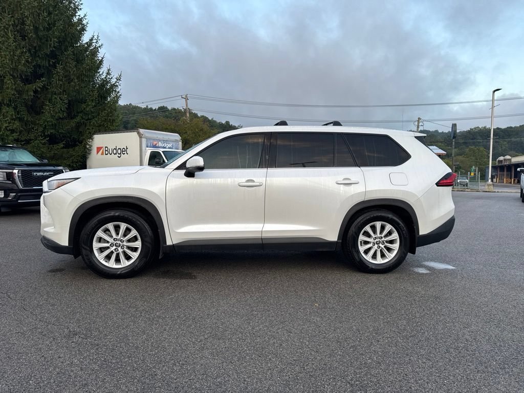 Used 2025 Toyota Grand Highlander AWD Hybrid image 3