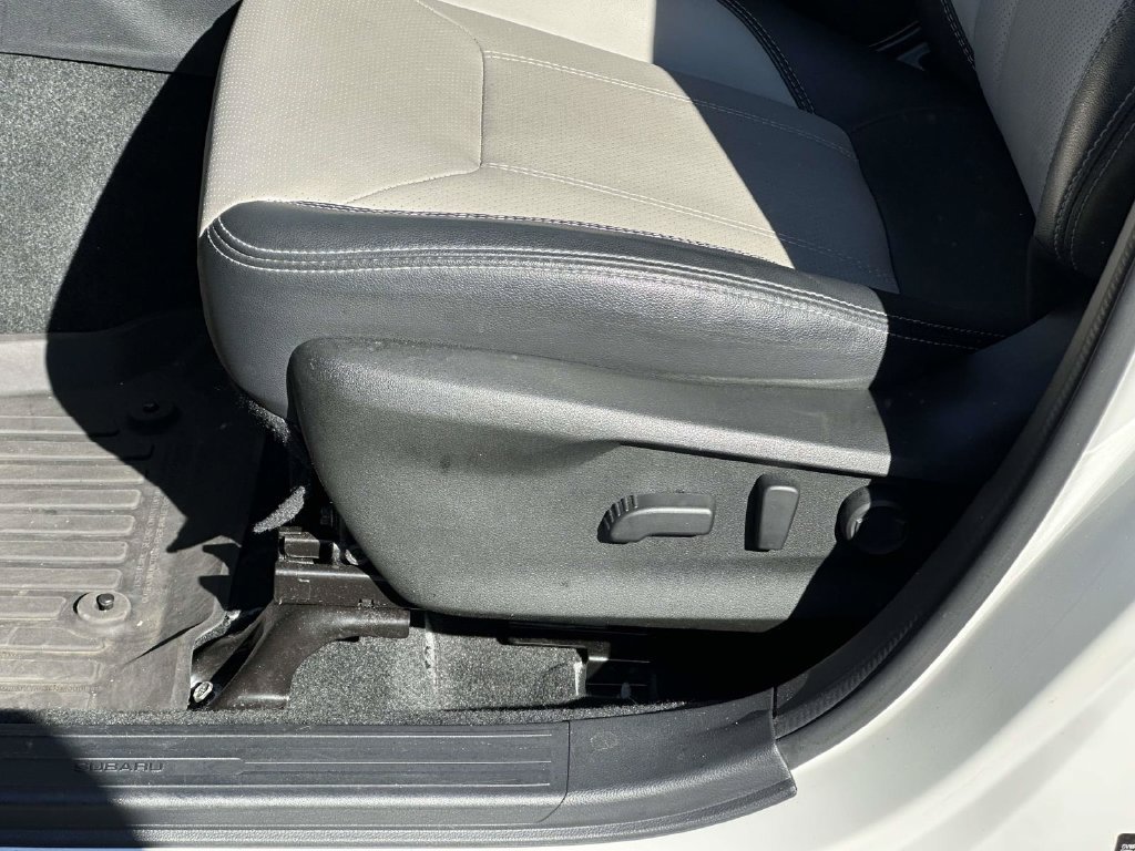 Used 2020 Subaru Forester Limited AWD/4WD image 13
