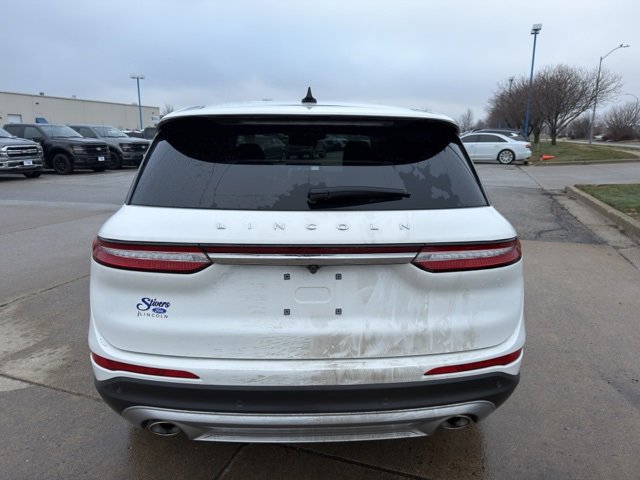 Used 2025 Lincoln Corsair AWD image 4