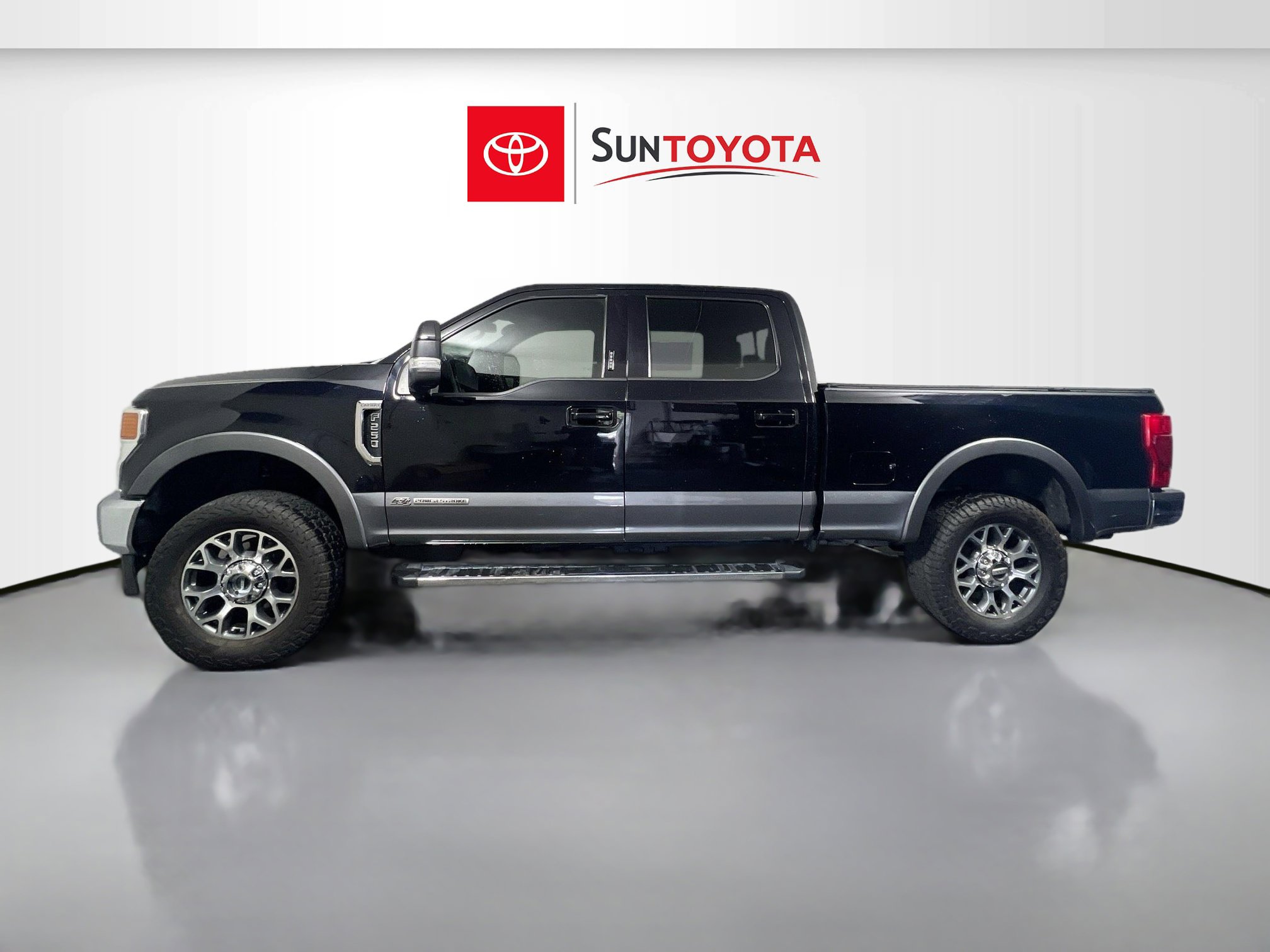 Used 2021 Ford F250 Lariat AWD/4WD image 7