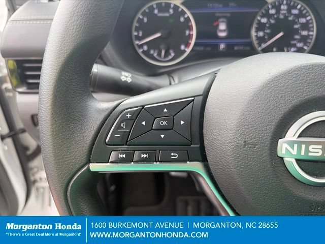 Used 2024 Nissan Sentra SV FWD image 17