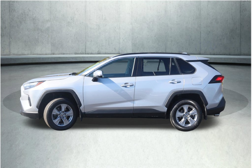 Used 2023 Toyota RAV4 XLE w/ Convenience Package AWD/4WD image 18