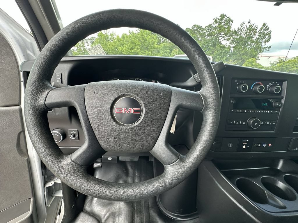 Used 2021 GMC Savana 2500 RWD image 11