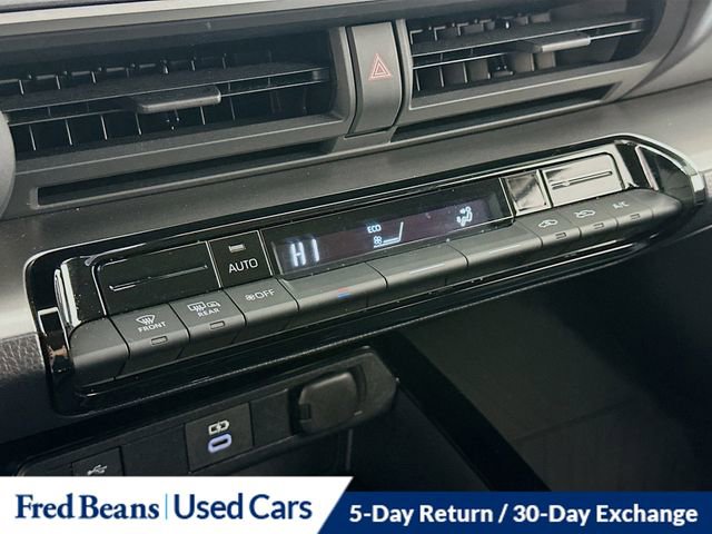 Used 2023 Toyota Prius LE image 13