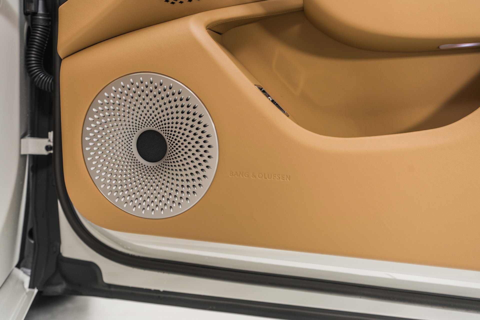 Used 2026 Bentley Flying Spur Plug-In Hybrid image 44