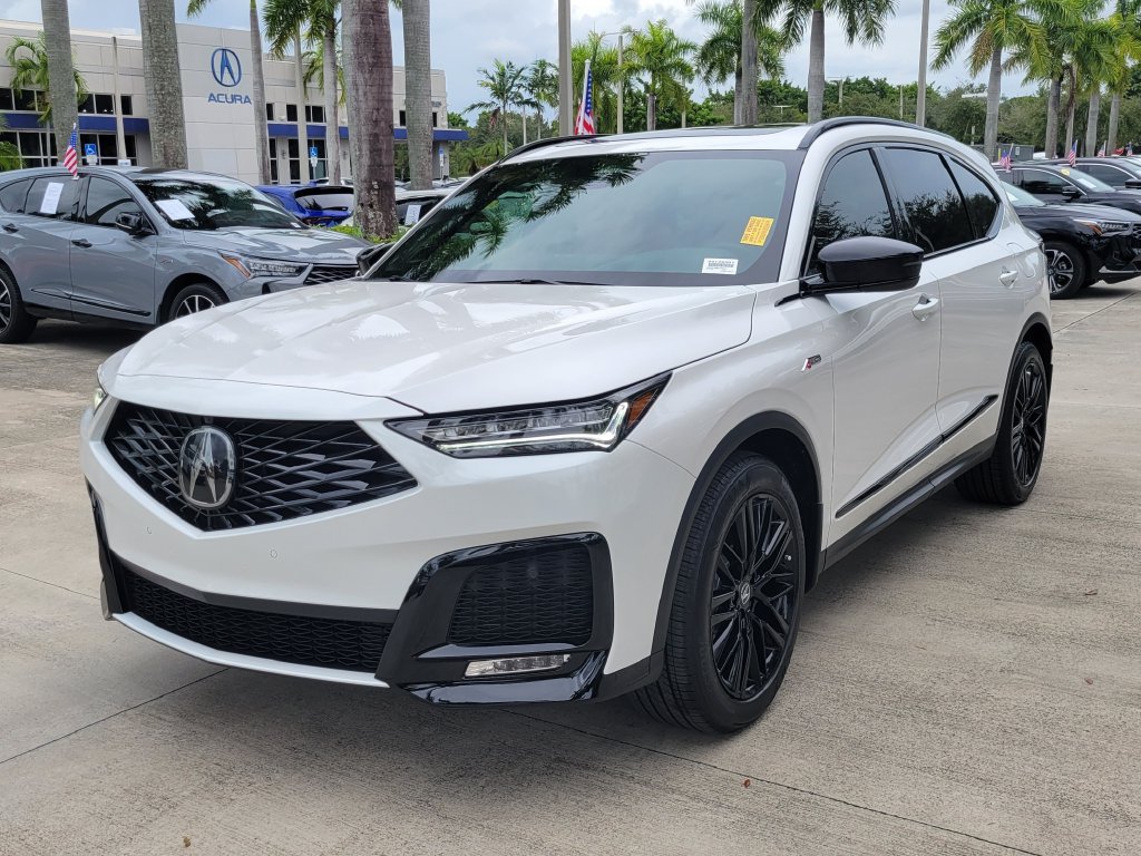 Used 2026 Acura MDX A-Spec w/ Advance Package AWD/4WD image 3