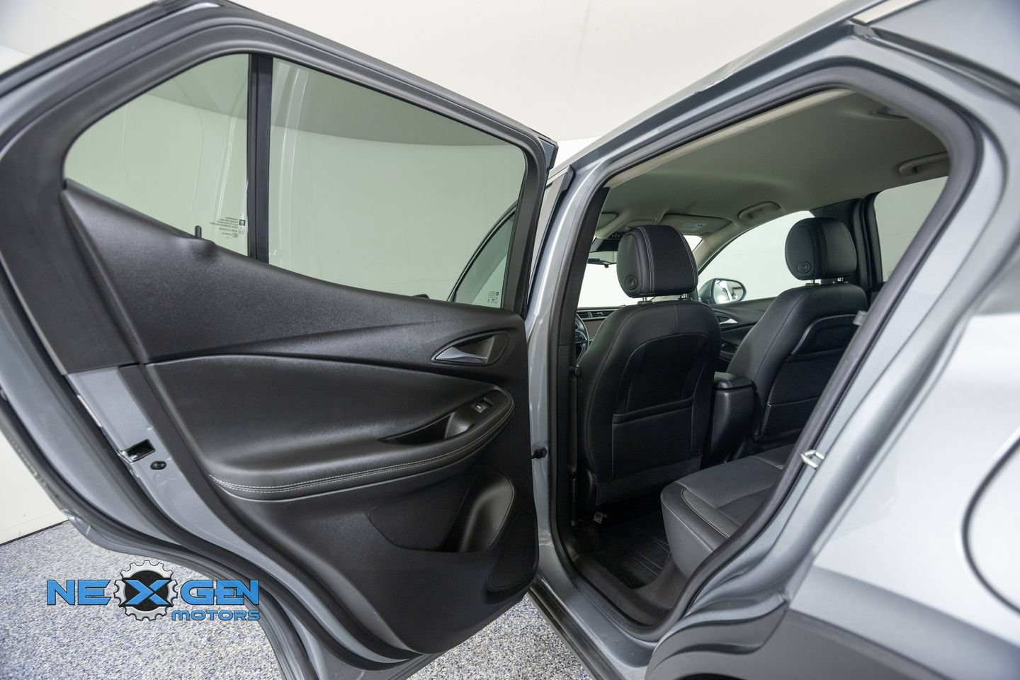 Used 2023 Buick Encore GX Preferred w/ Cold Weather Comfort Package AWD/4WD image 25